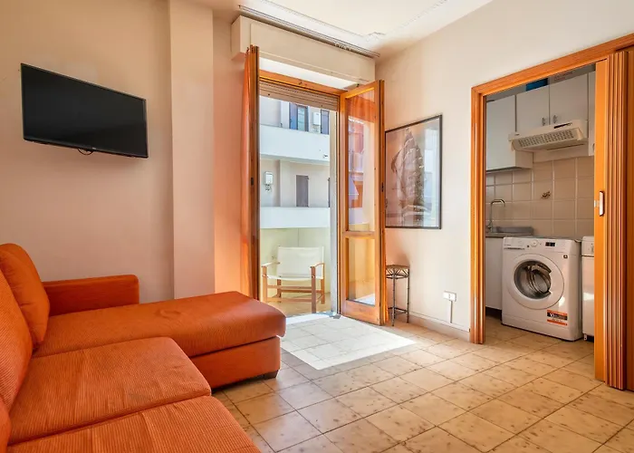 Lido A 100mt Dalla *