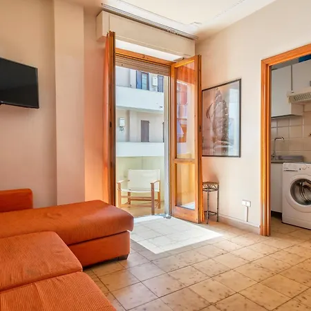 Lido A 100mt Dalla *