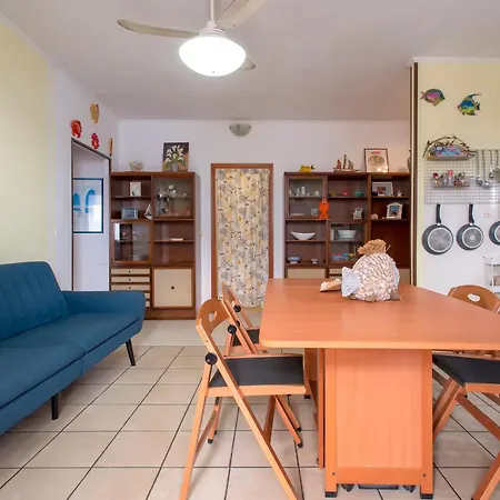 Lido A 100mt Dalla Apartman