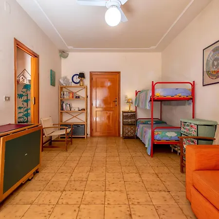 Lido A 100mt Dalla Apartment *